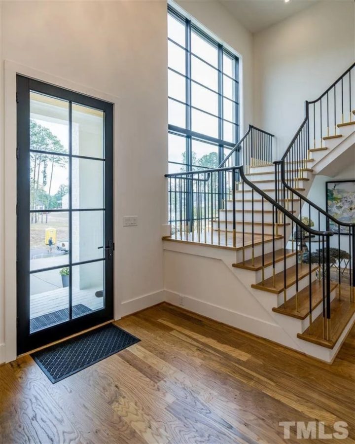 Luxury 3-Story Modern Floor Plan with 5 Bedrooms and CAD Designs