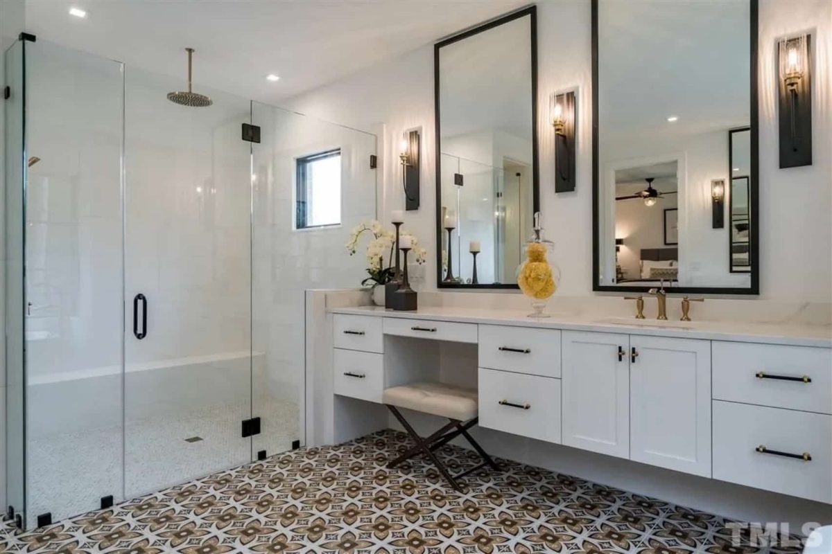 Luxury 3-Story Modern Floor Plan with 5 Bedrooms and CAD Designs