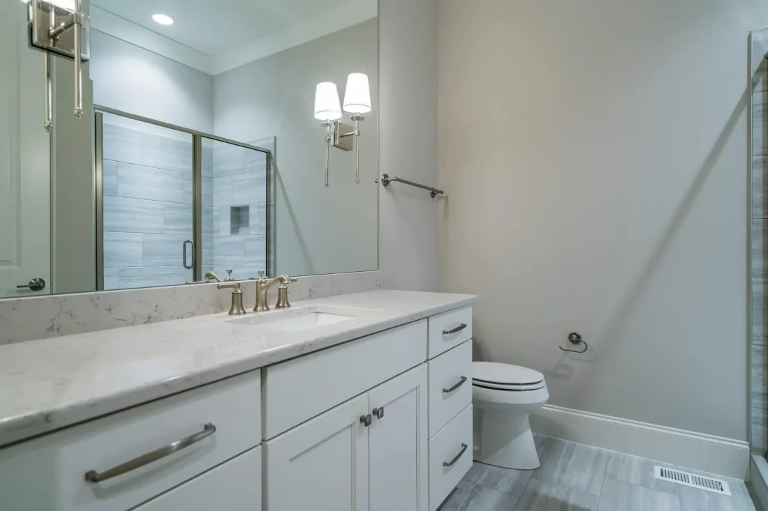 Modern house Floor Plan: CAD Designs with 4 Bedrooms