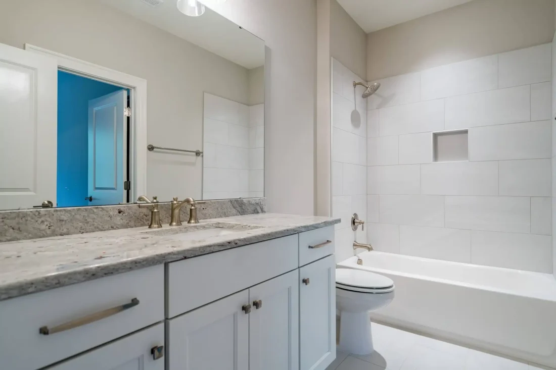 Modern house Floor Plan: CAD Designs with 4 Bedrooms