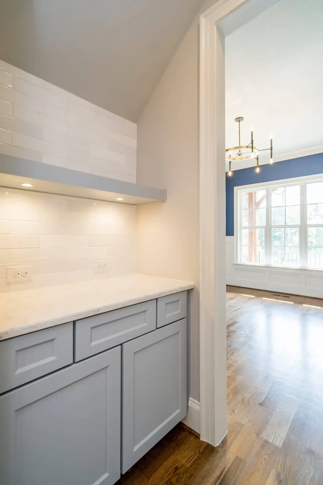 Modern house Floor Plan: CAD Designs with 4 Bedrooms