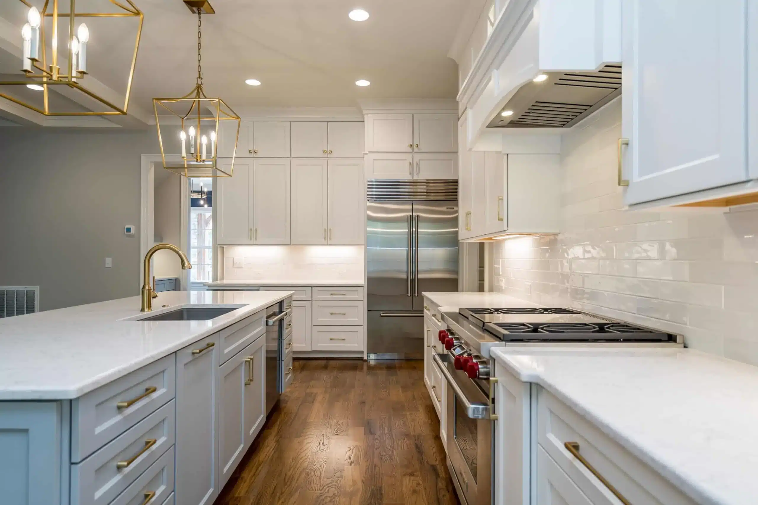 Modern house Floor Plan: CAD Designs with 4 Bedrooms