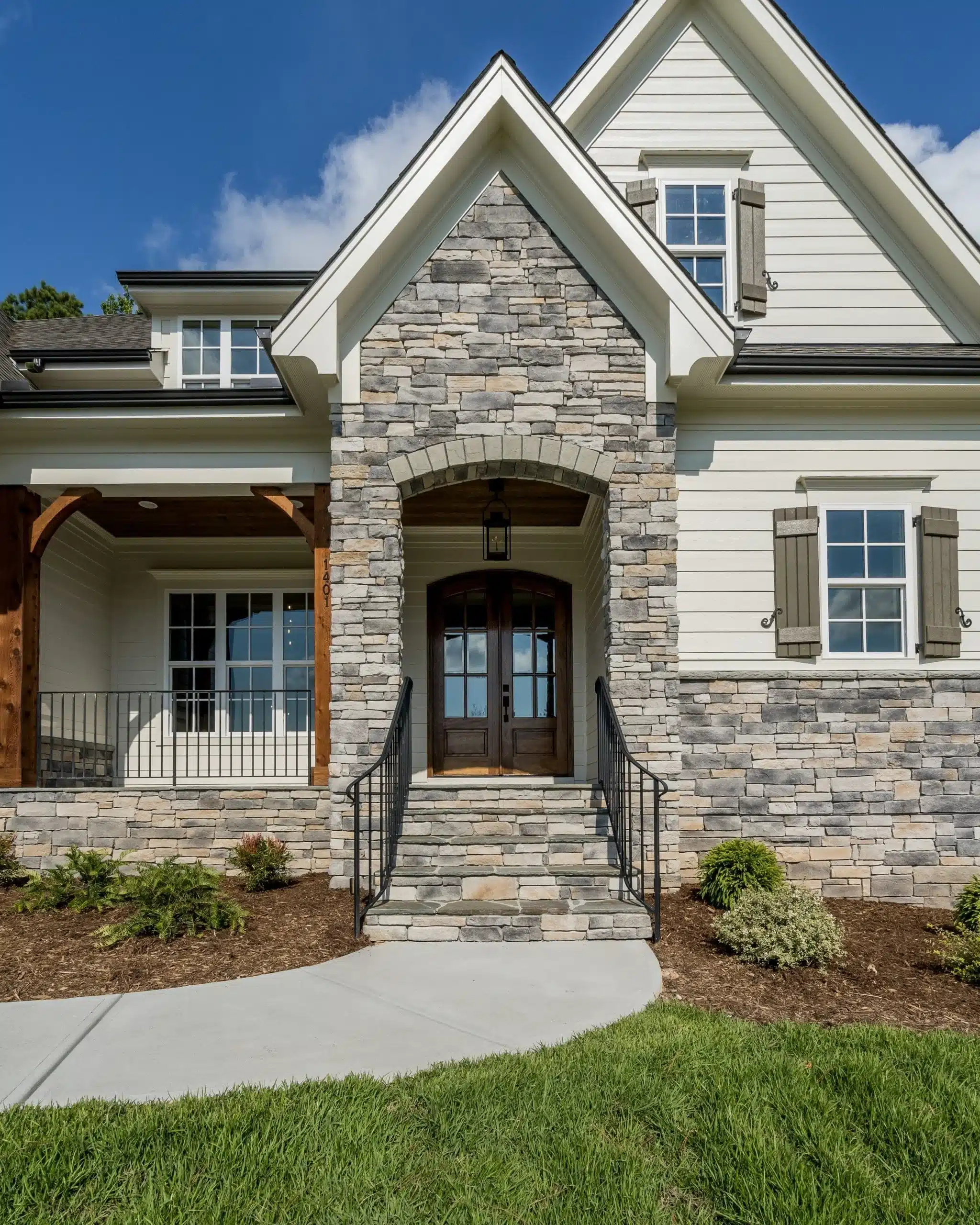 Modern house Floor Plan: CAD Designs with 4 Bedrooms