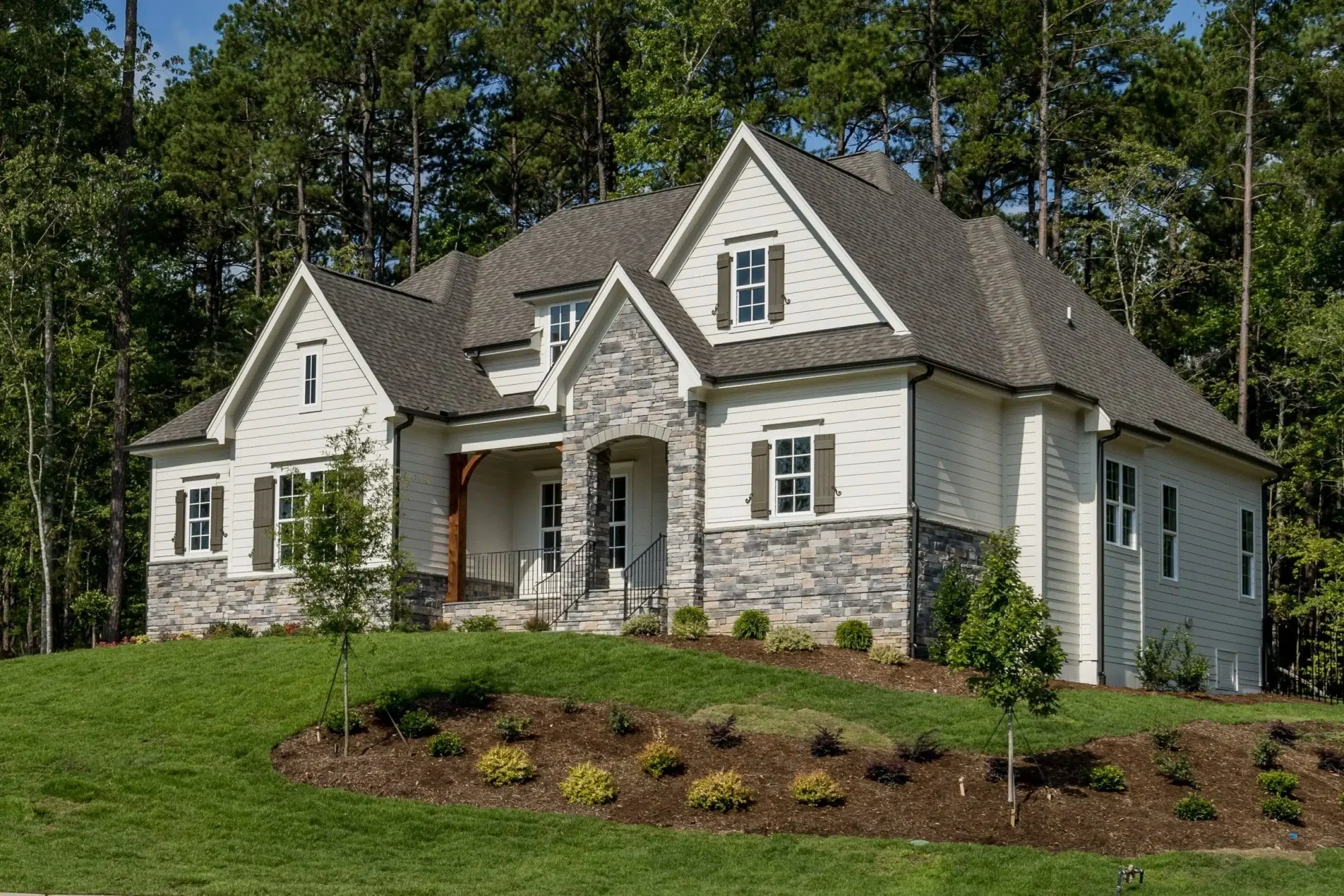 Modern house Floor Plan: CAD Designs with 4 Bedrooms