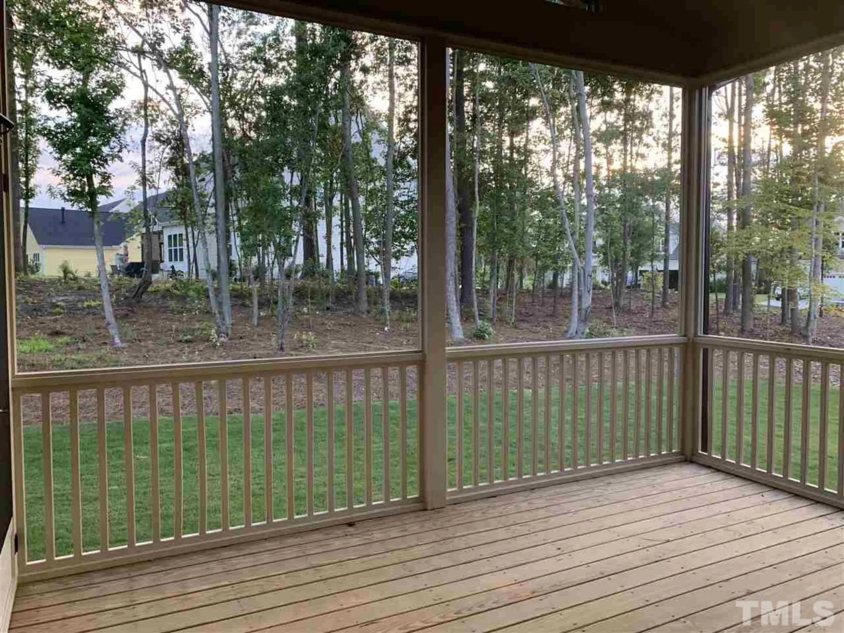 19-1447 HOUSE PLAN - 4-Bed, 3-Bath Transitional Craftsman House Plan – 3,146 Sq Ft with Bonus Room 21 Stylish 2-Story house Plan with 4 Bedrooms and Open Floor Plan