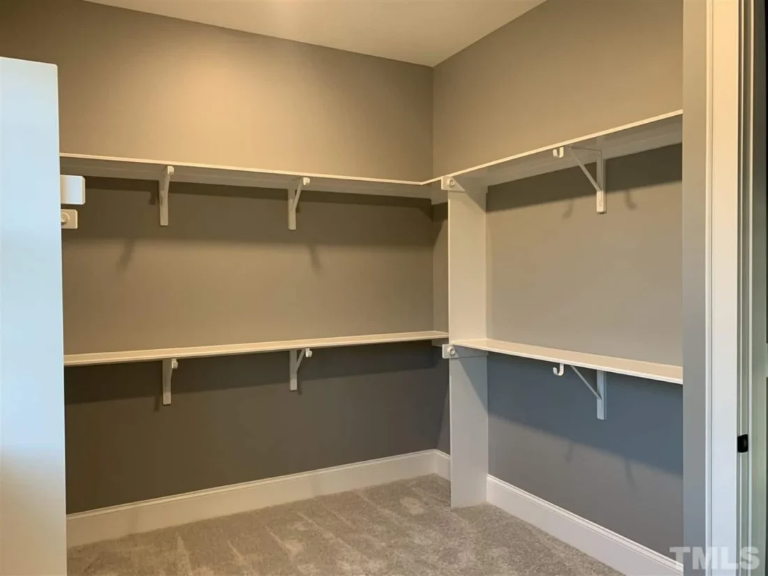 Stylish 2-Story house Plan with 4 Bedrooms and Open Floor Plan