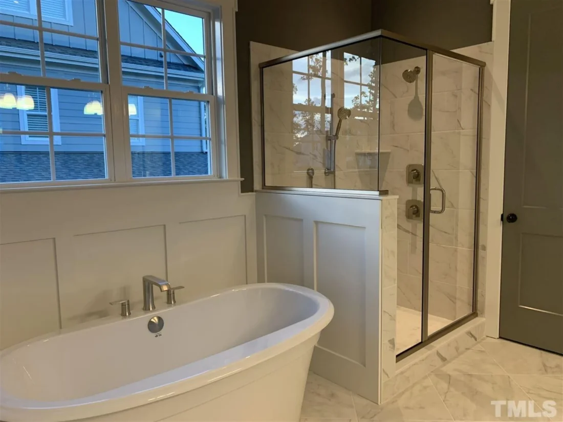 Stylish 2-Story house Plan with 4 Bedrooms and Open Floor Plan