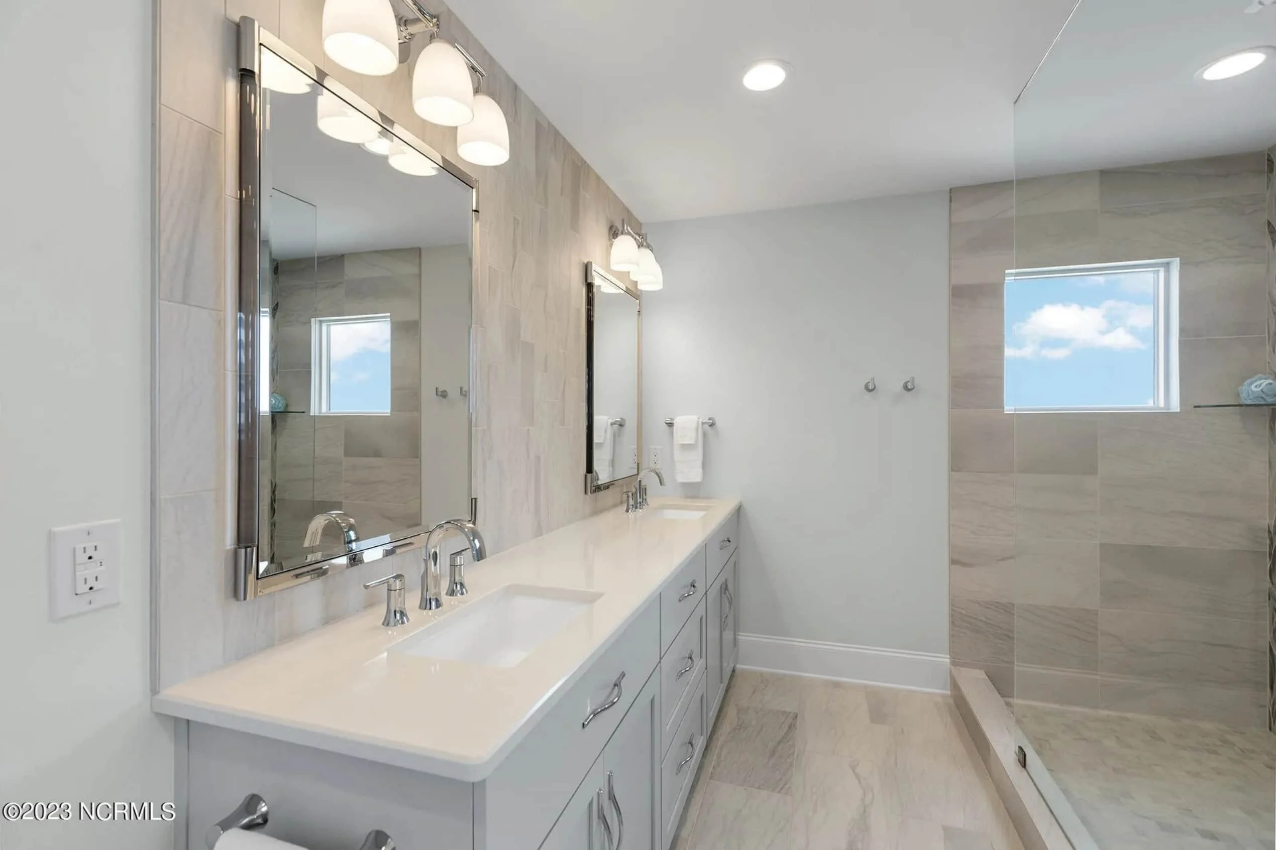 Stunning Coastal Beach house Plan with 3 Floors, 6 Beds, CAD