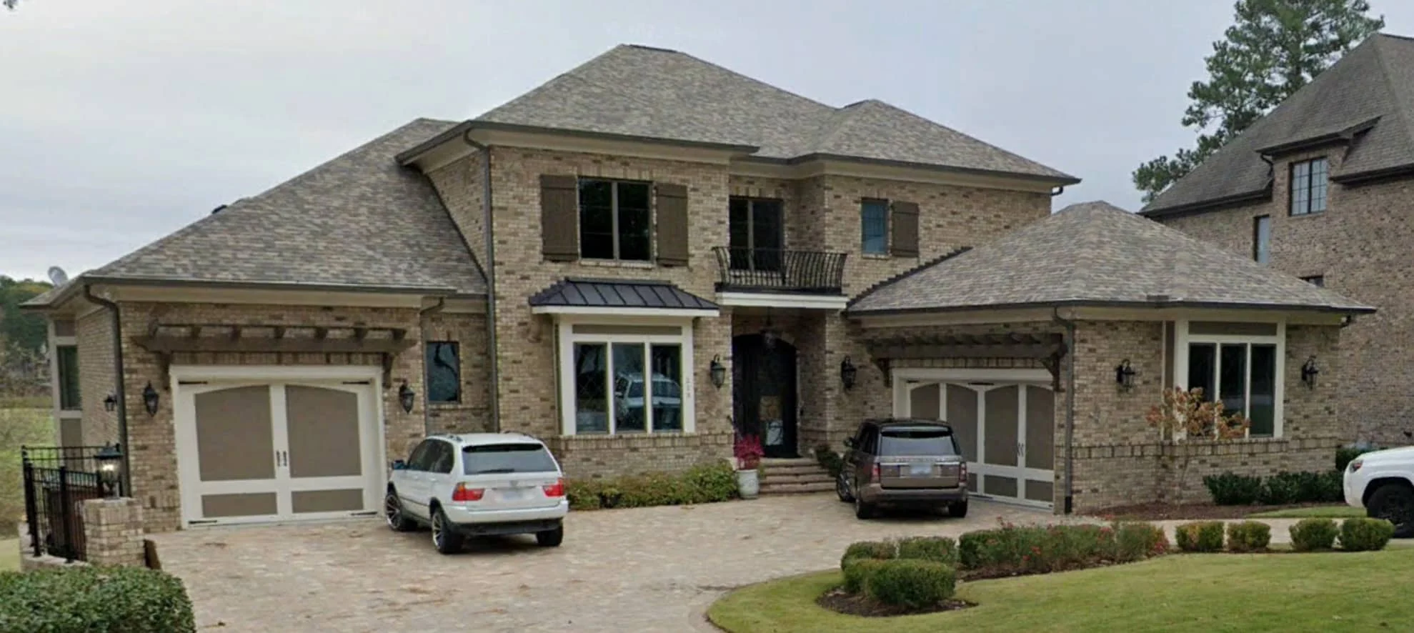 Elegant house Floor Plan with Luxury Design & Features
