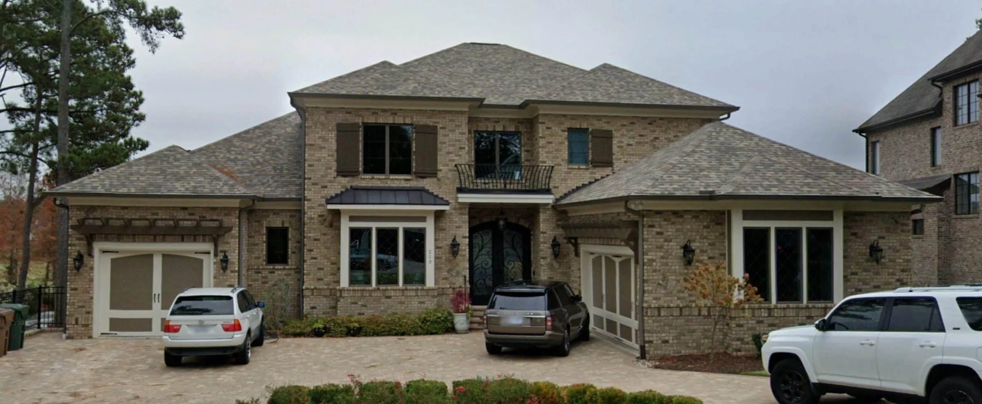 Elegant house Floor Plan with Luxury Design & Features