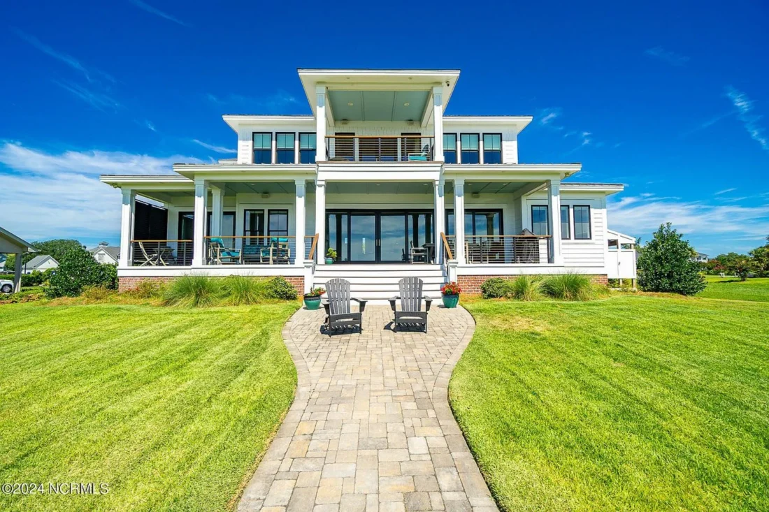 Coastal house Floor Plan - Modern Architecture Blueprint Designs