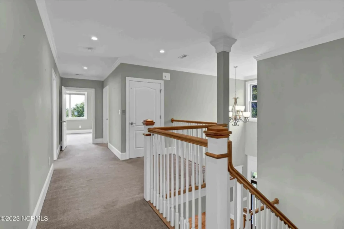 Craftsman house Plan with Modern Floor Plans and CAD Designs