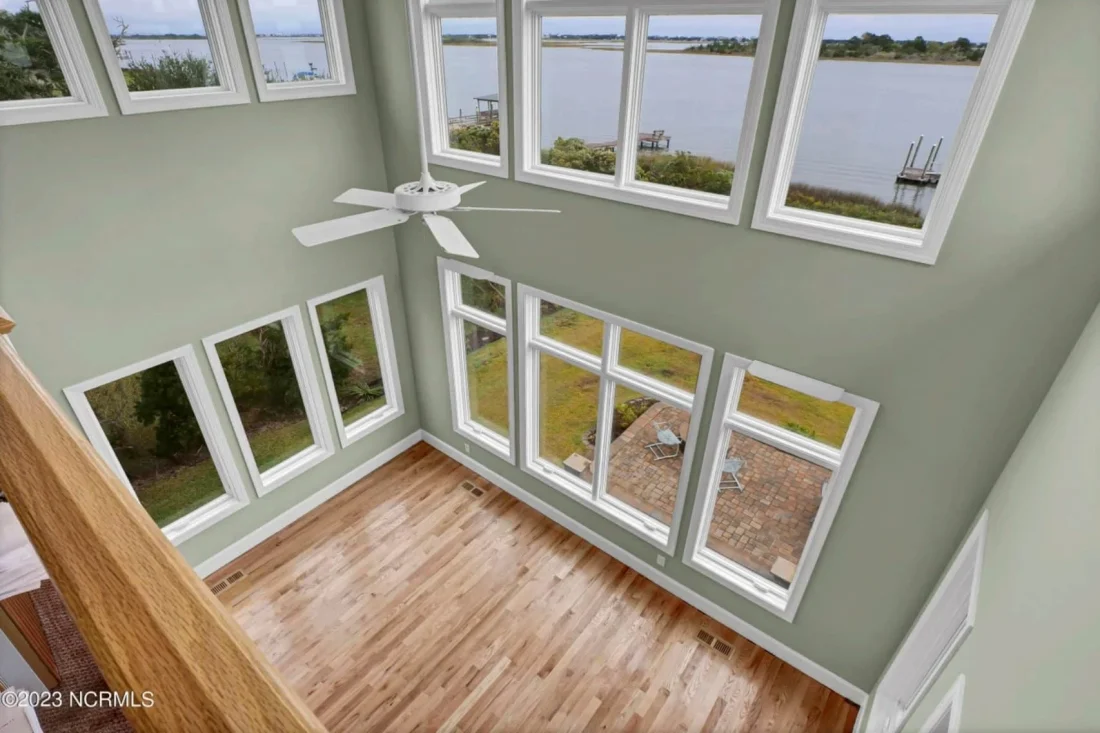 Craftsman house Plan with Modern Floor Plans and CAD Designs