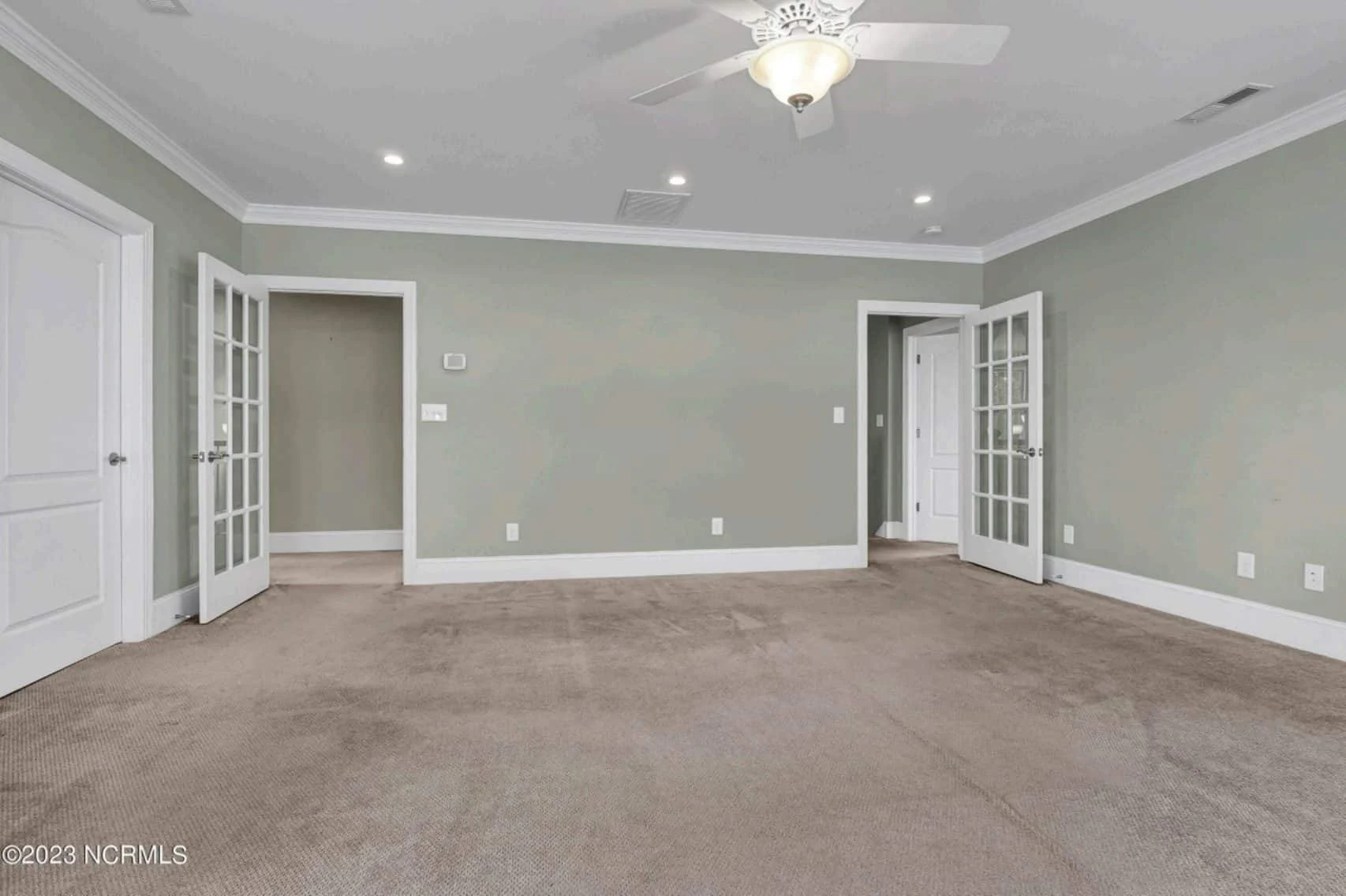 16-1225 HOUSE PLAN - 4-Bed, 5-Bath Coastal House Plan – 4,250 Sq Ft, 3 Stories with Wraparound Porches & Bonus Spaces 19 Craftsman house Plan with Modern Floor Plans and CAD Designs