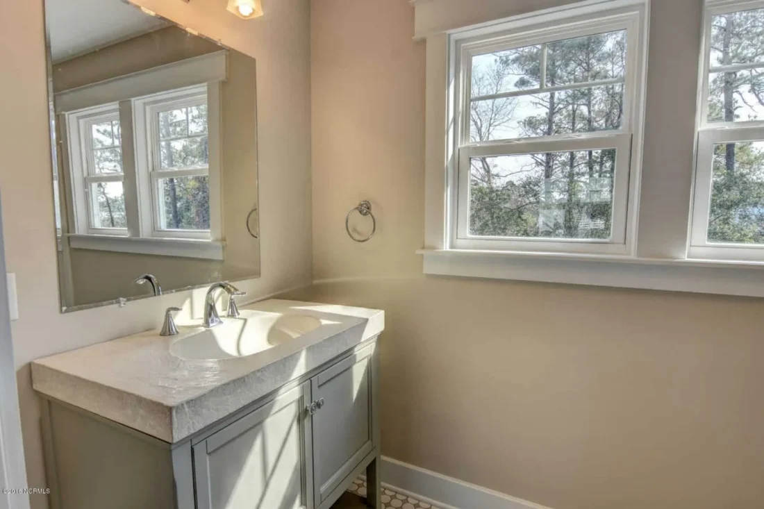 Modern 2-Story Beach house Floor Plan