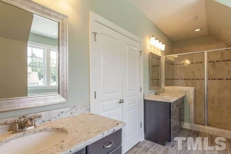 Versatile house Plan with 3 Floors