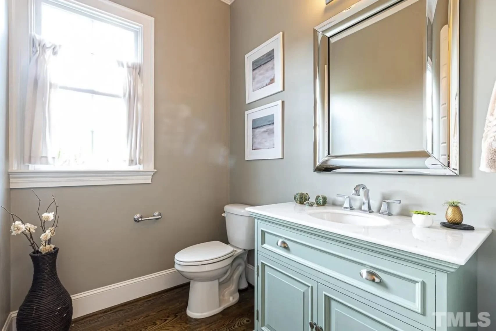 15-1919 HOUSE PLAN - 5-Bed, 4.5-Bath, 4,391 SF Modern Farmhouse House Plan 23 Spacious house Plan with 5 Beds, 4.5 Baths, and Modern Blueprint