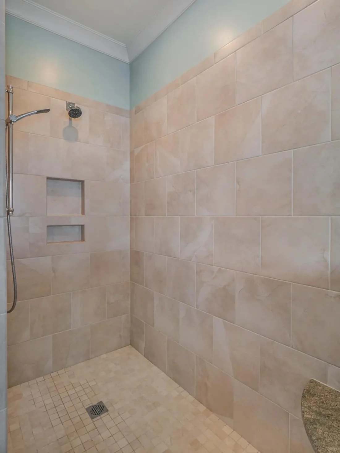 Modern Coastal house Plan with Spacious Design and Blueprint