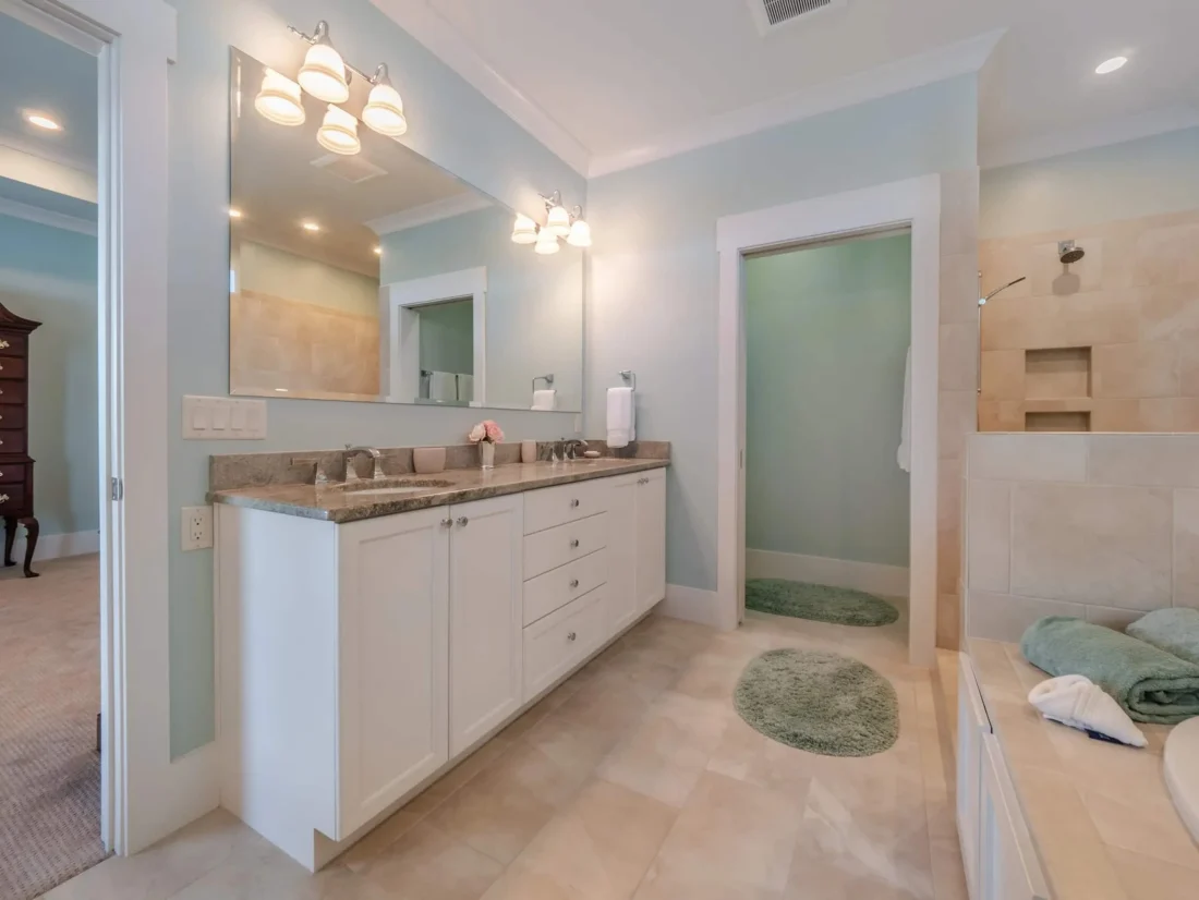 Modern Coastal house Plan with Spacious Design and Blueprint