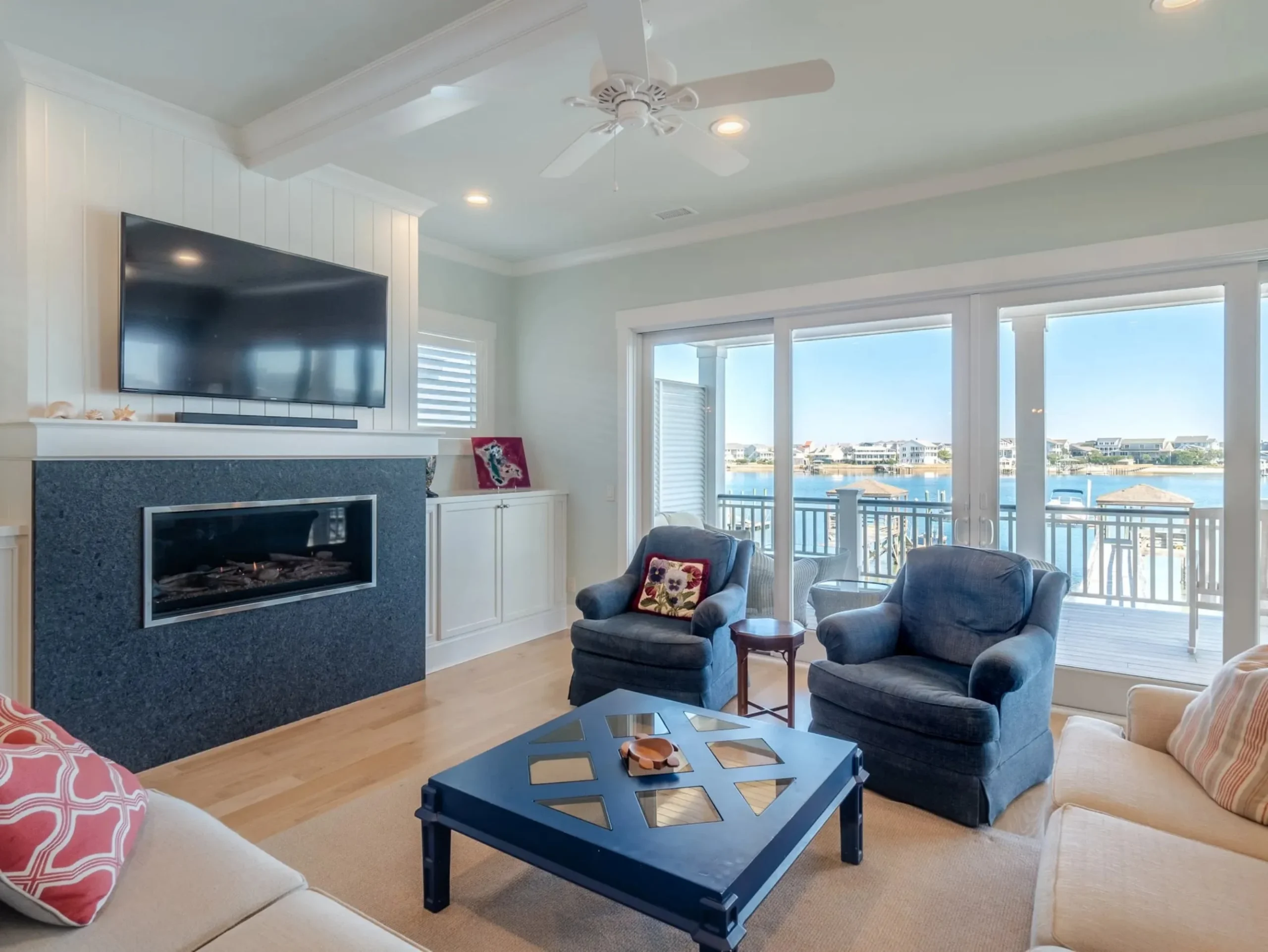 Modern Coastal house Plan with Spacious Design and Blueprint