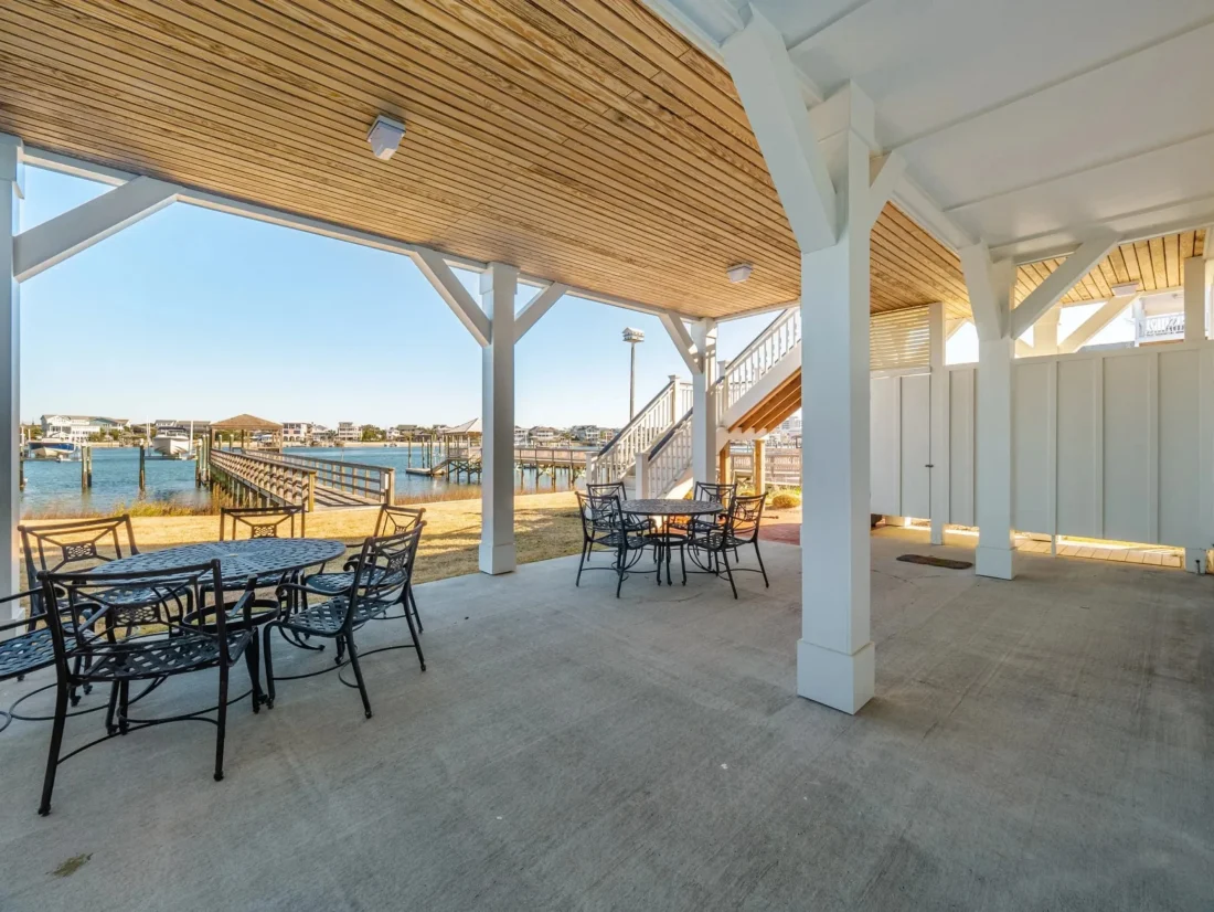 Modern Coastal house Plan with Spacious Design and Blueprint