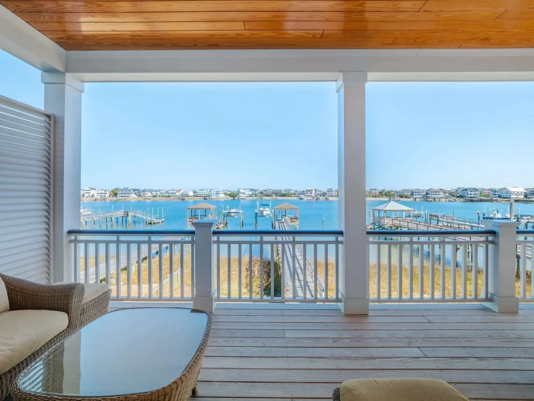 Modern Coastal house Plan with Spacious Design and Blueprint