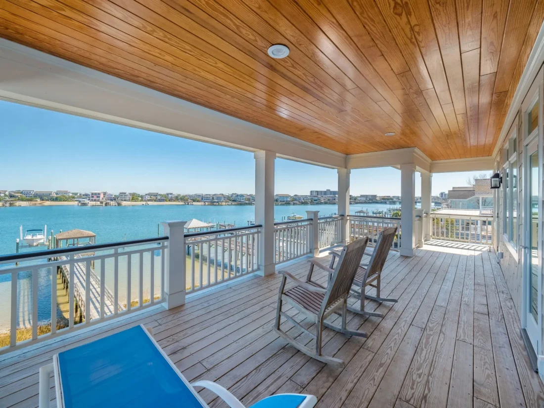 Modern Coastal house Plan with Spacious Design and Blueprint