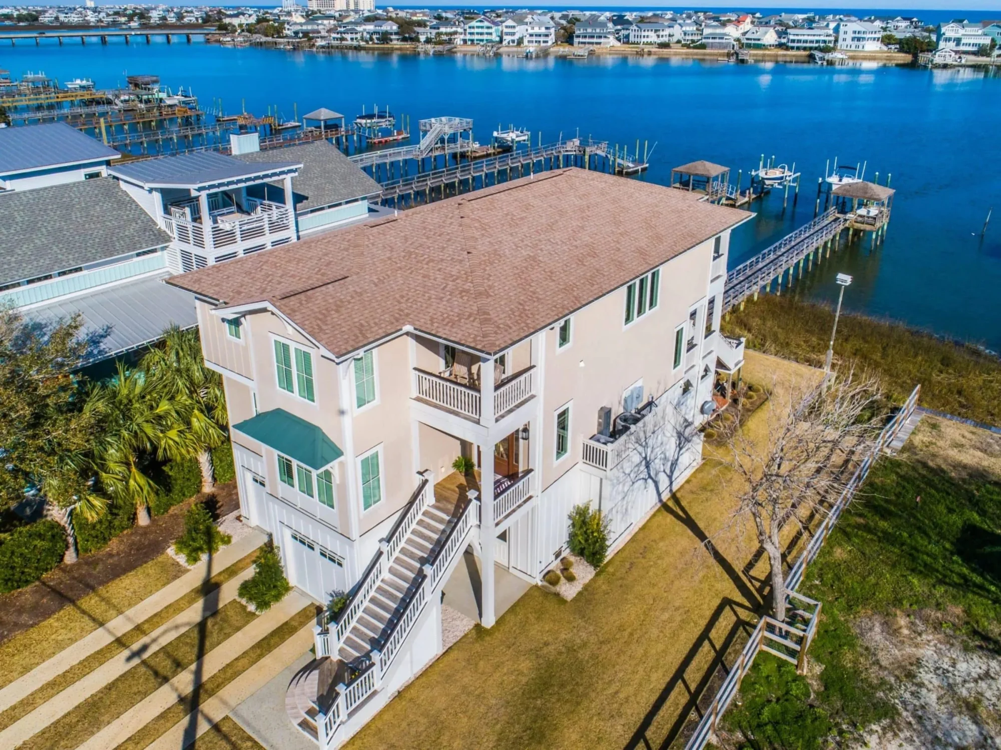 Modern Coastal house Plan with Spacious Design and Blueprint