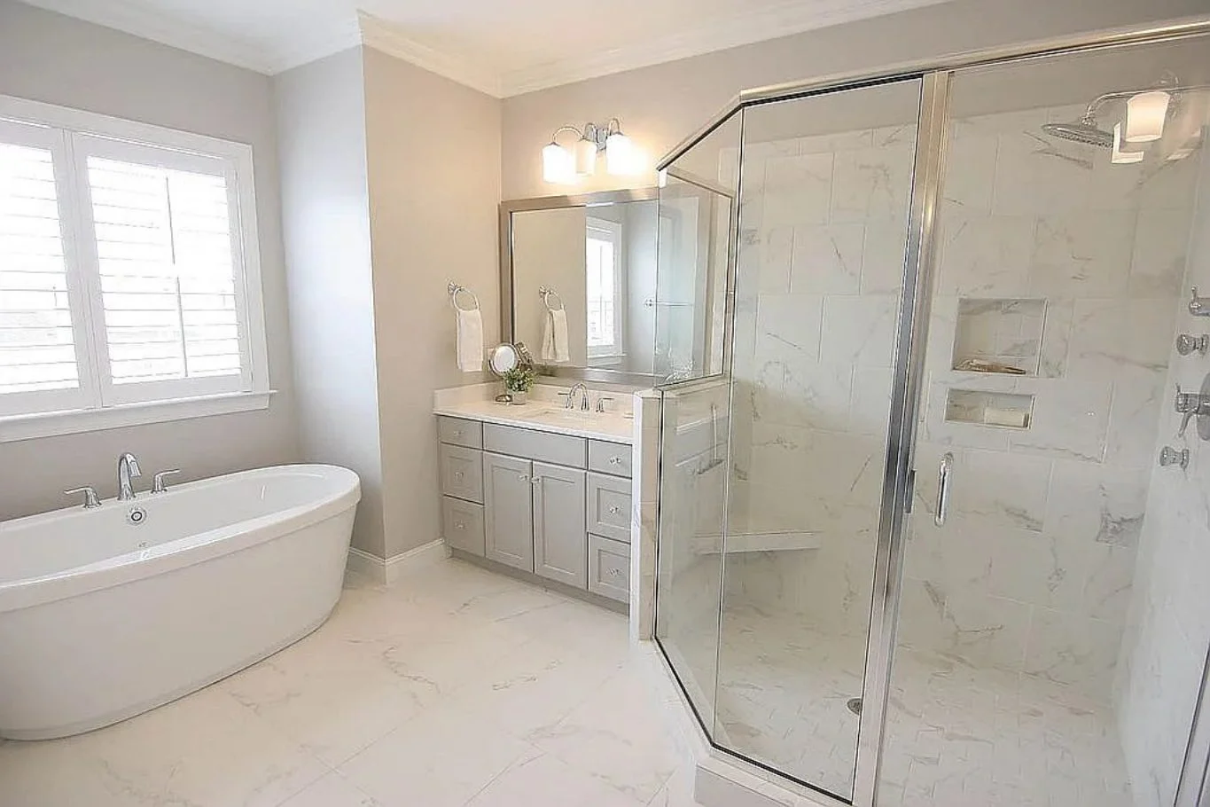 Spacious 5-Bedroom house Plan with Stunning Floor Designs