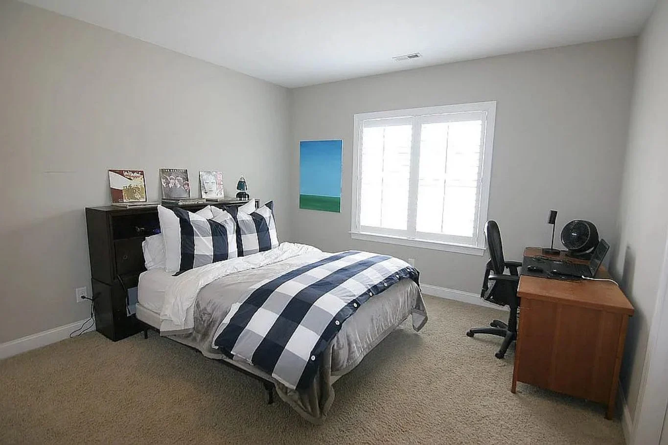 Spacious 5-Bedroom house Plan with Stunning Floor Designs