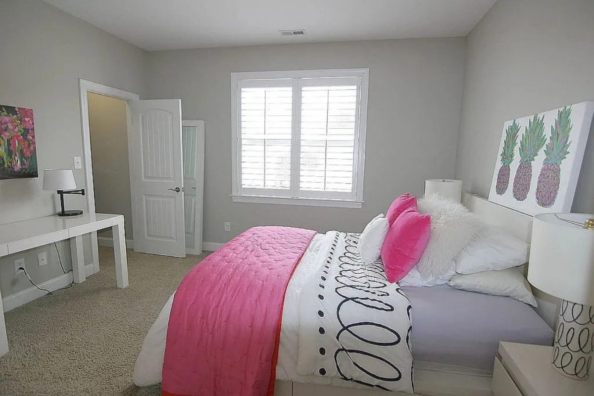 Spacious 5-Bedroom house Plan with Stunning Floor Designs