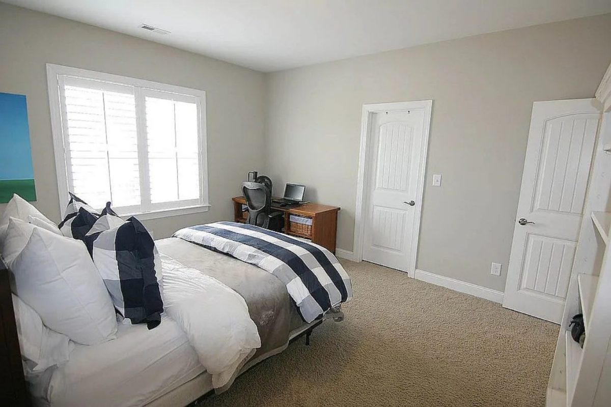 Spacious 5-Bedroom house Plan with Stunning Floor Designs