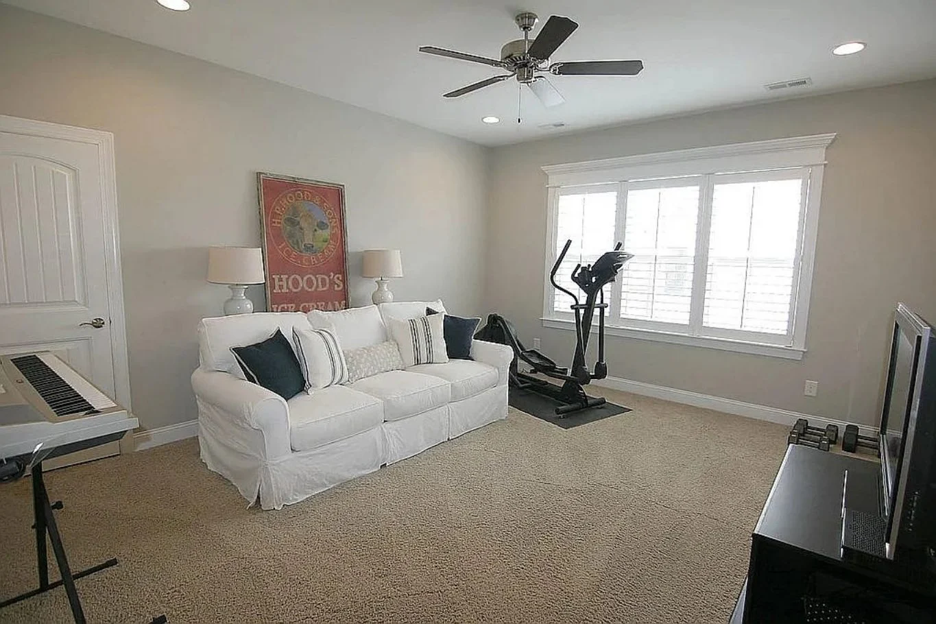 Spacious 5-Bedroom house Plan with Stunning Floor Designs