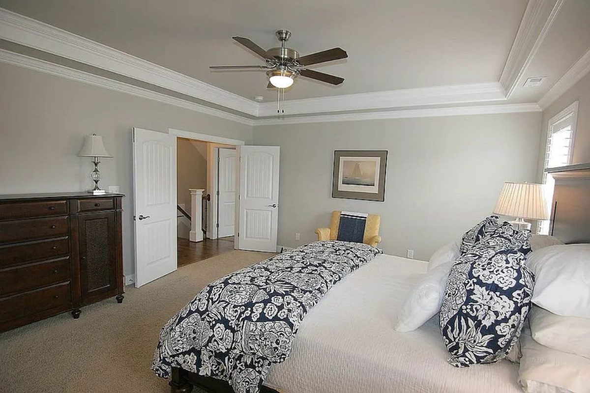 Spacious 5-Bedroom house Plan with Stunning Floor Designs