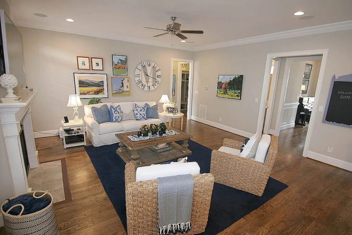 Spacious 5-Bedroom house Plan with Stunning Floor Designs