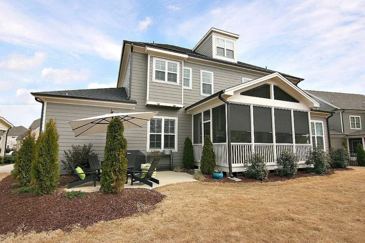 Spacious 5-Bedroom house Plan with Stunning Floor Designs