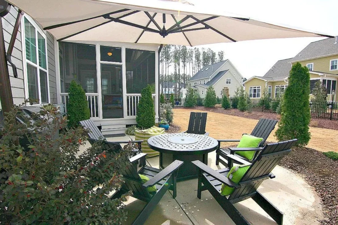 Spacious 5-Bedroom house Plan with Stunning Floor Designs