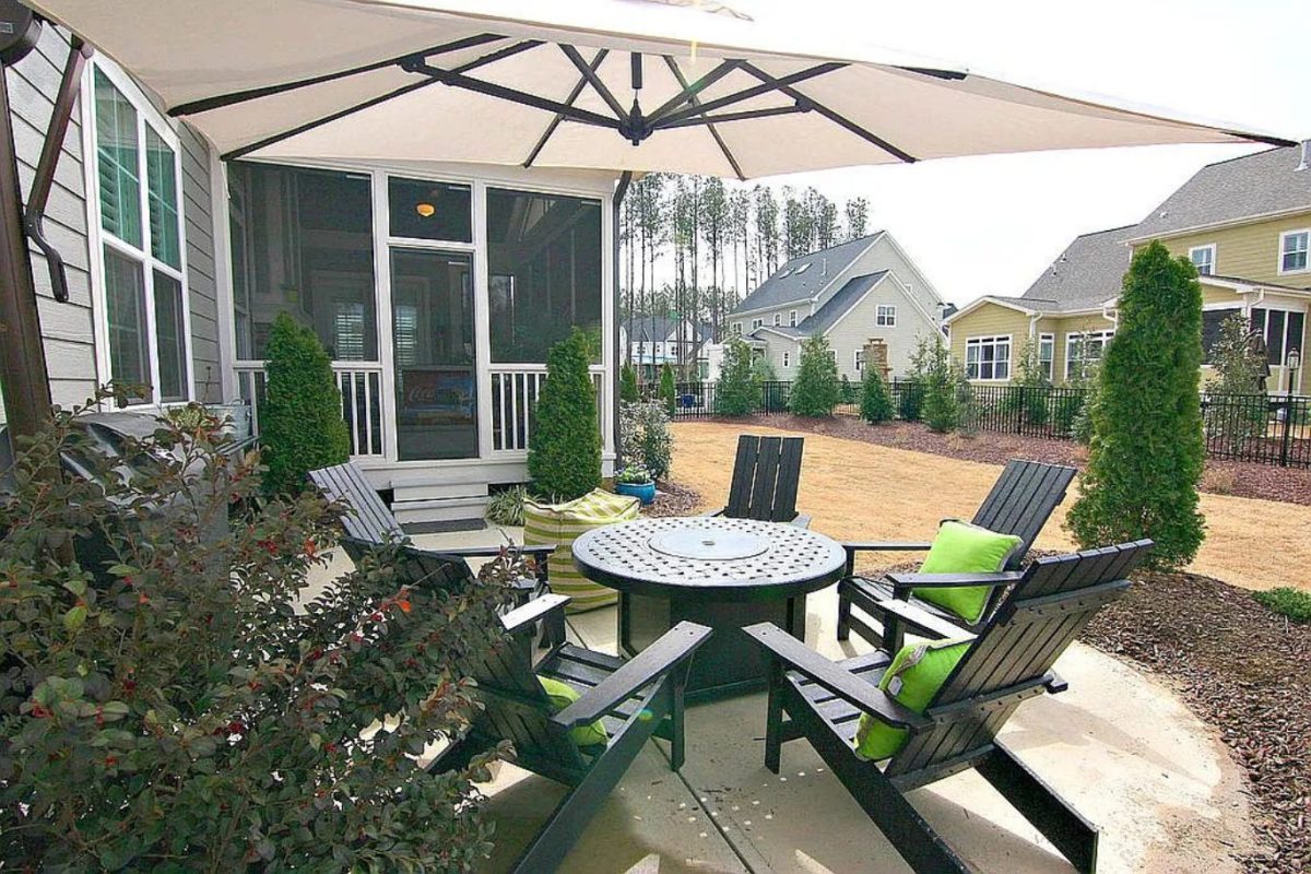 Spacious 5-Bedroom house Plan with Stunning Floor Designs