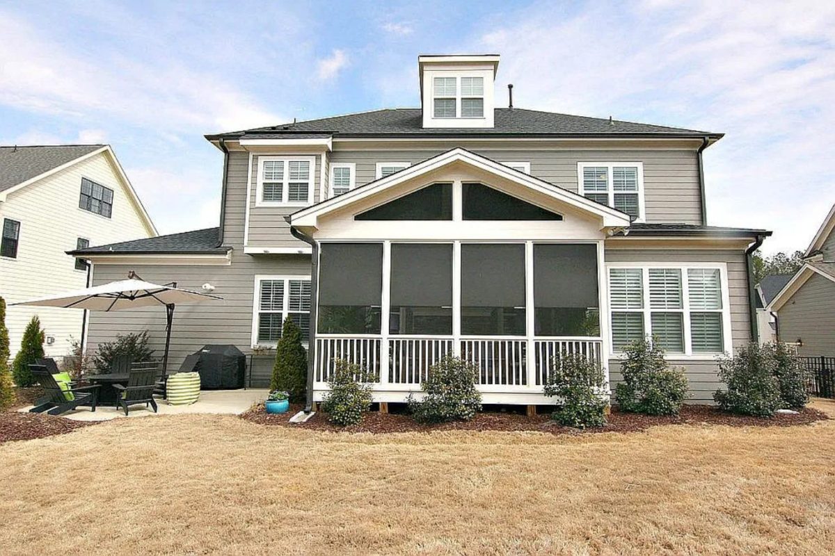 Spacious 5-Bedroom house Plan with Stunning Floor Designs