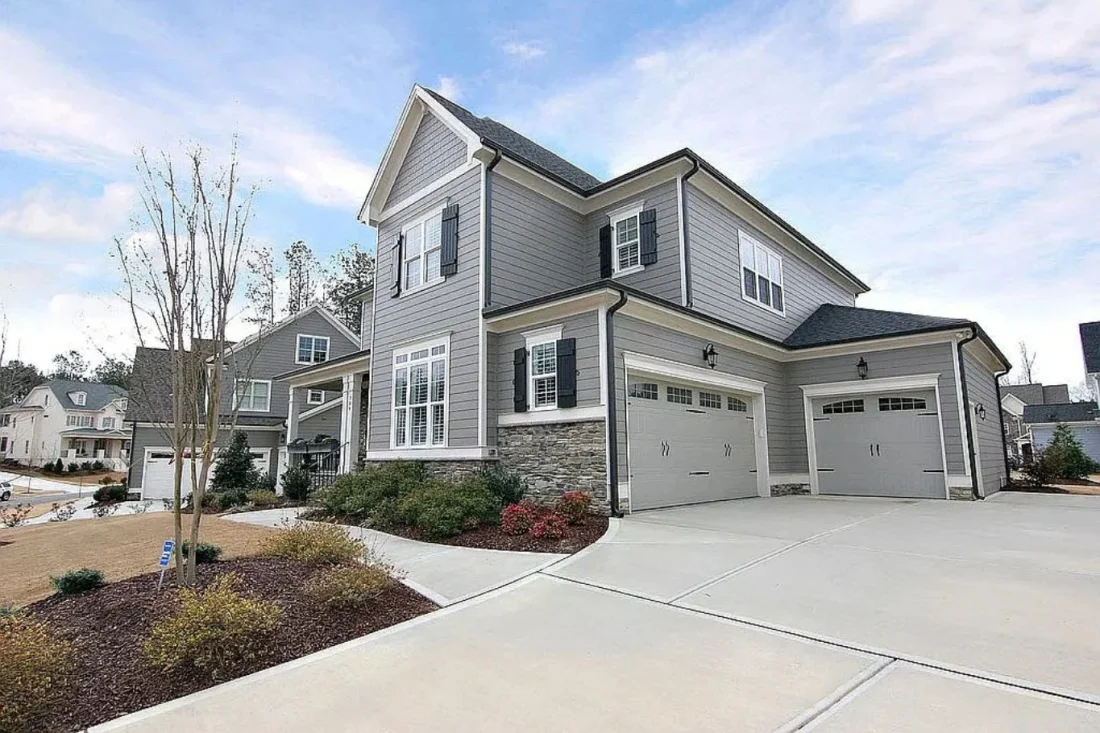 Spacious 5-Bedroom house Plan with Stunning Floor Designs