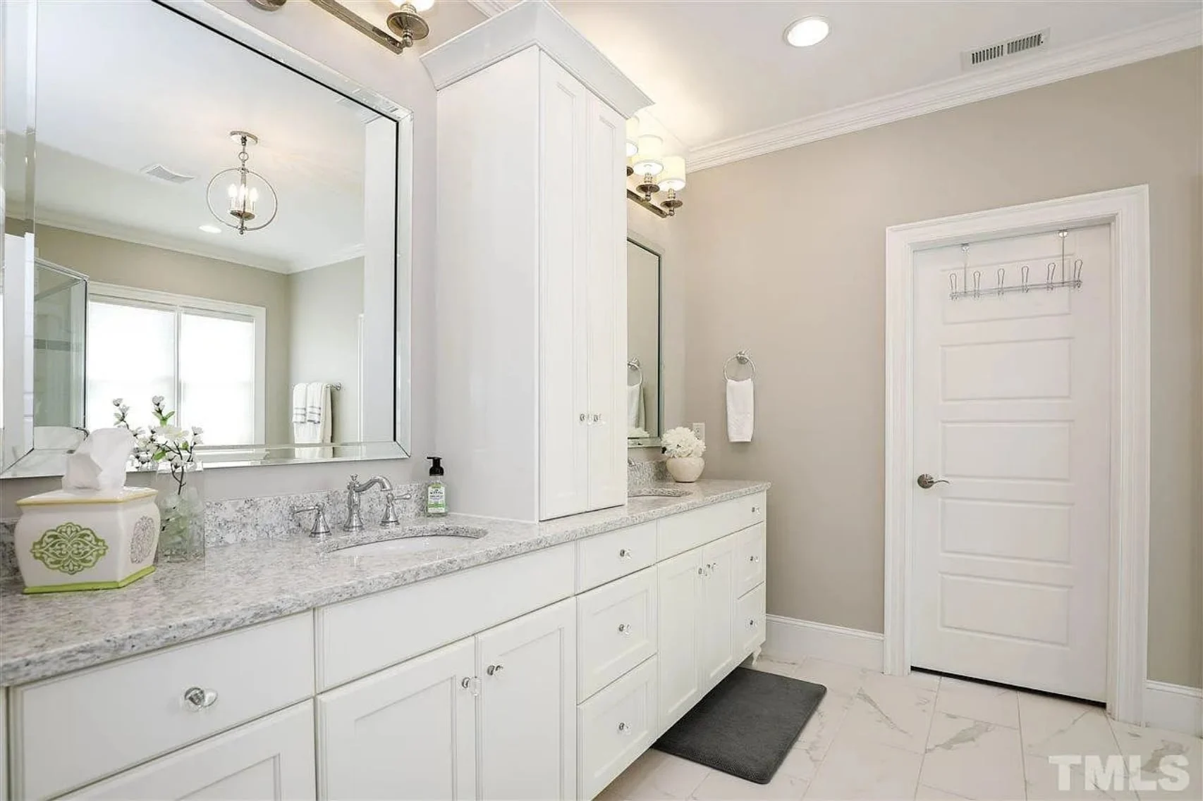 Spacious house Plan with Detailed CAD Floor Plan