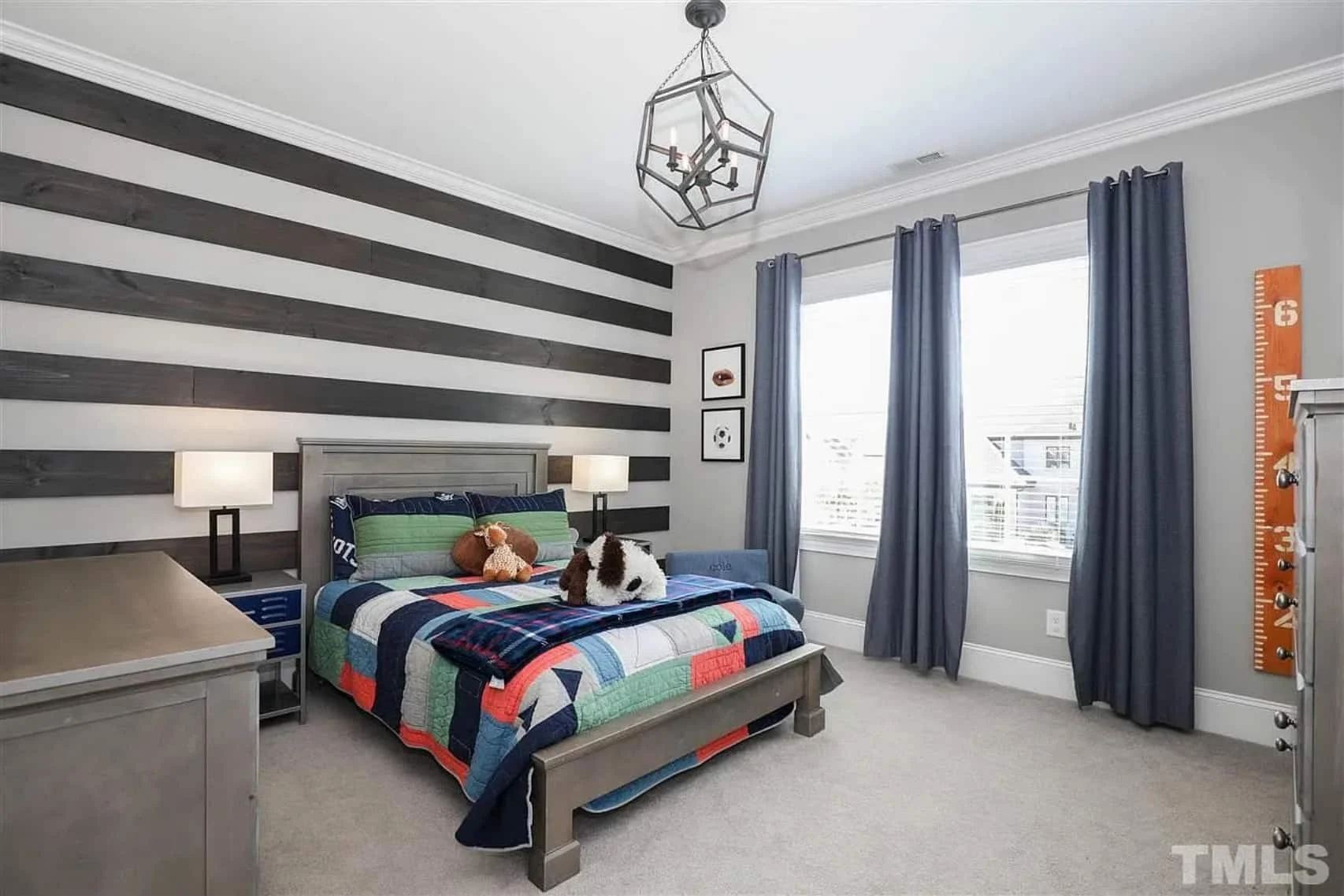 Spacious house Plan with Detailed CAD Floor Plan