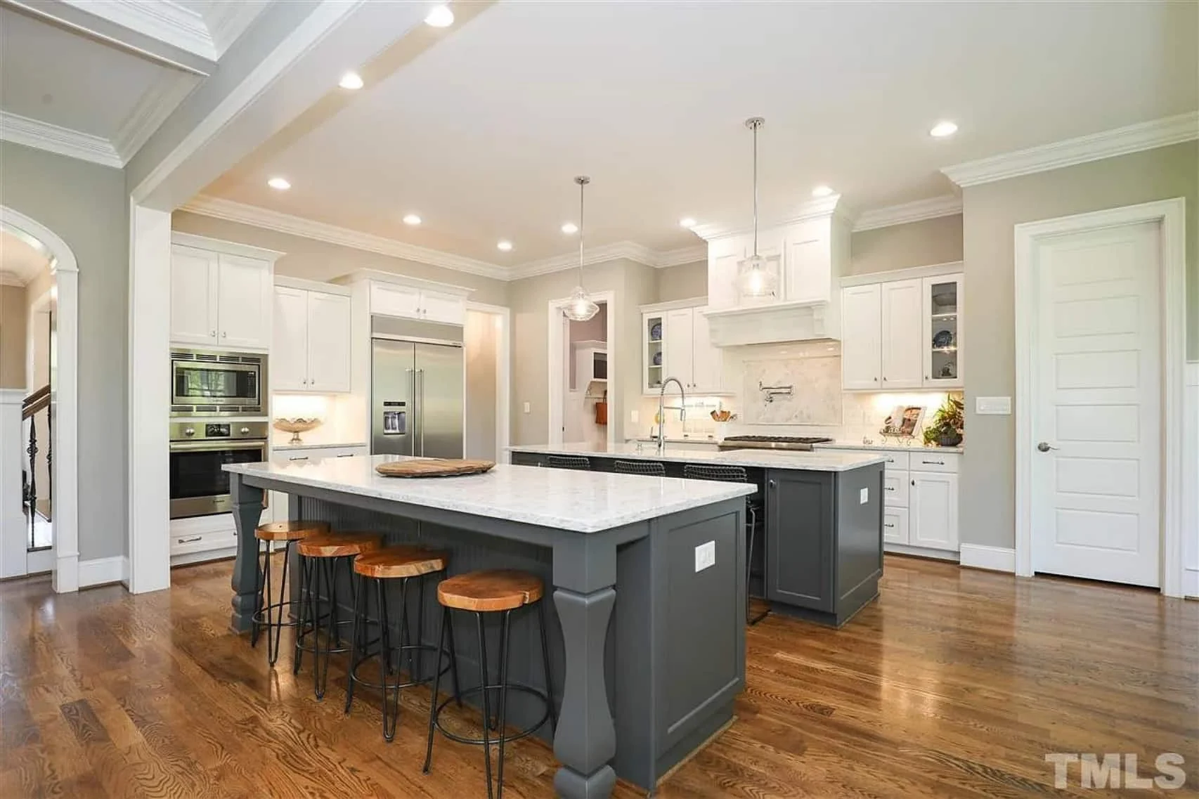 Spacious house Plan with Detailed CAD Floor Plan