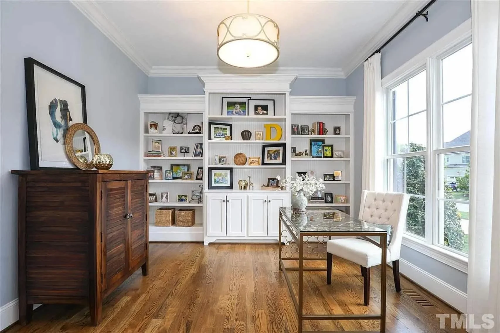 Spacious house Plan with Detailed CAD Floor Plan