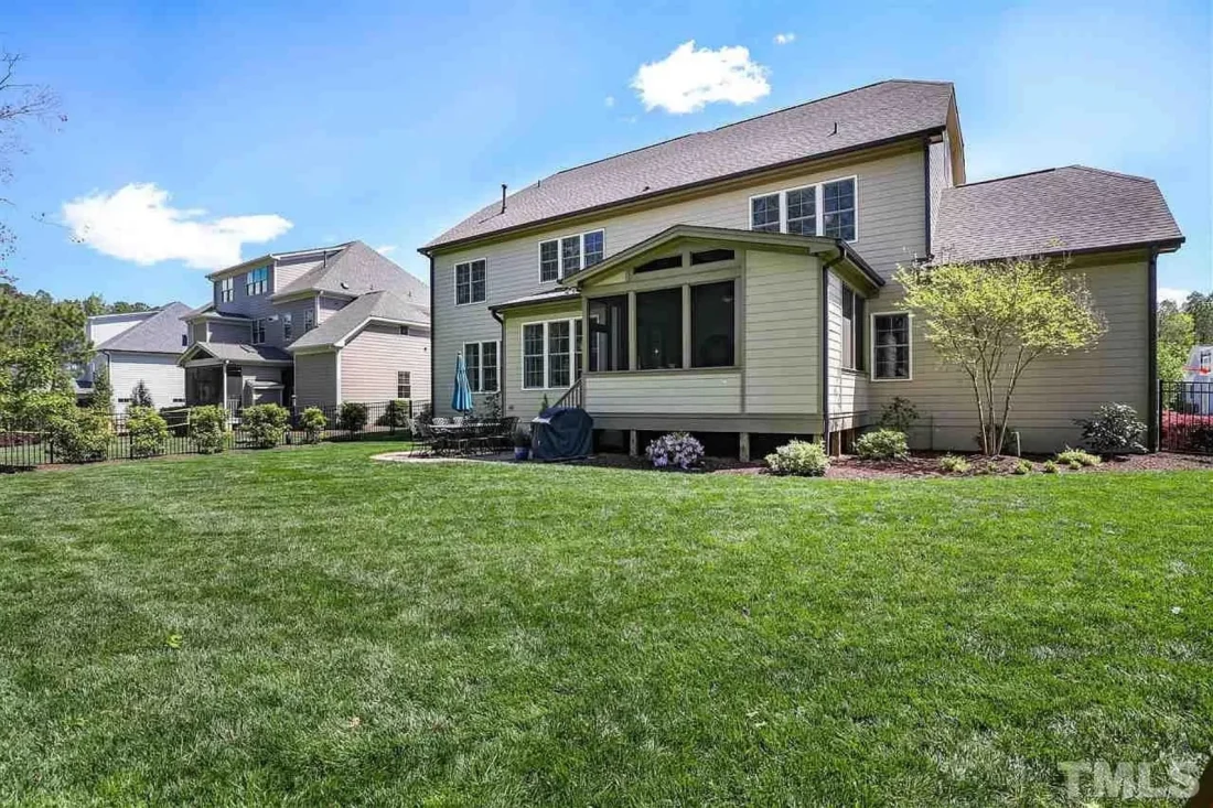 Spacious house Plan with Detailed CAD Floor Plan