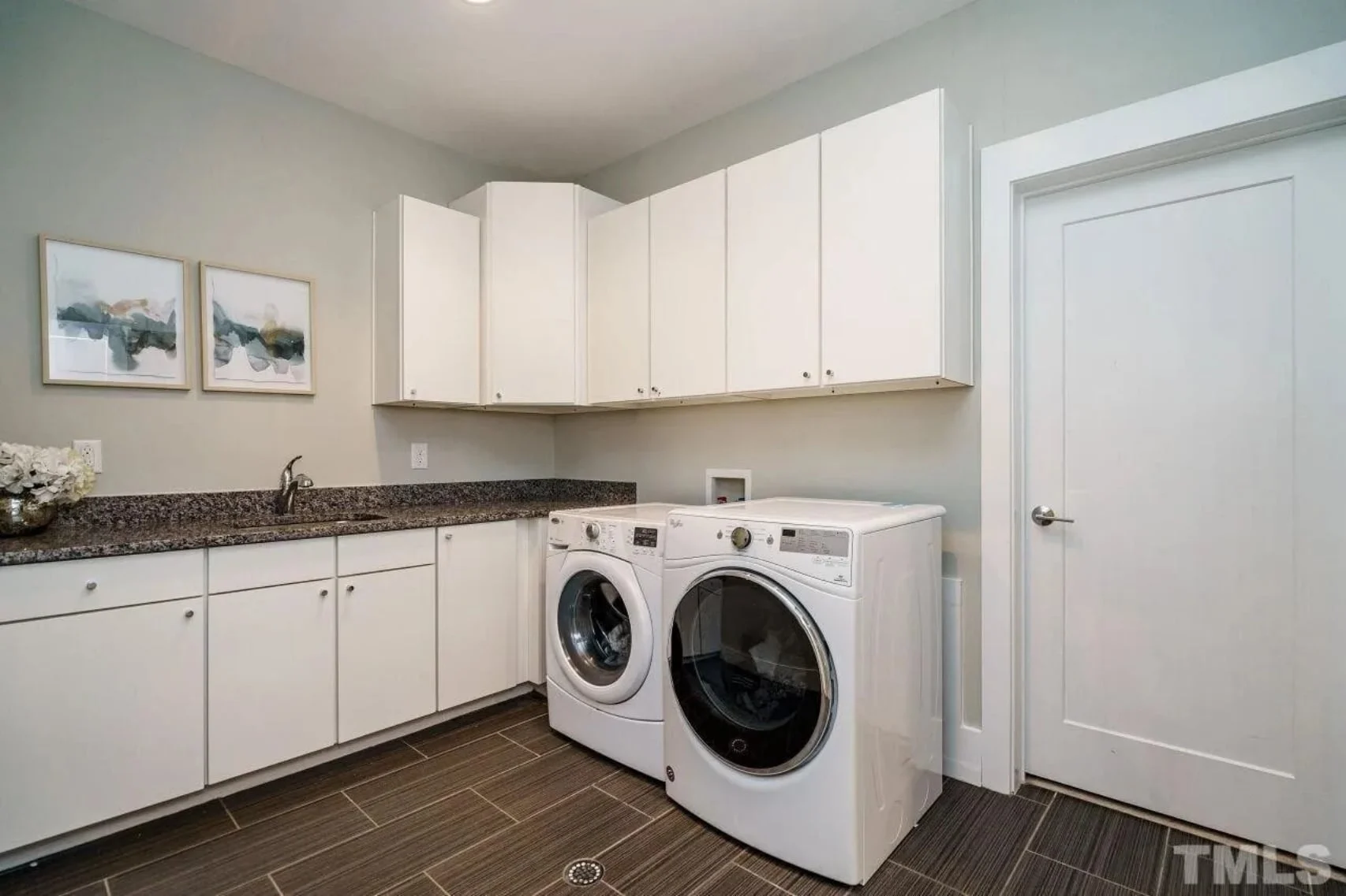 15-1110 HOUSE PLAN - Modern Contemporary Home Plan – 4-Bed, 5-Bath, 4,693 SF 29 Luxury Modern house Plan with Spacious Floor Plan & CAD Designs