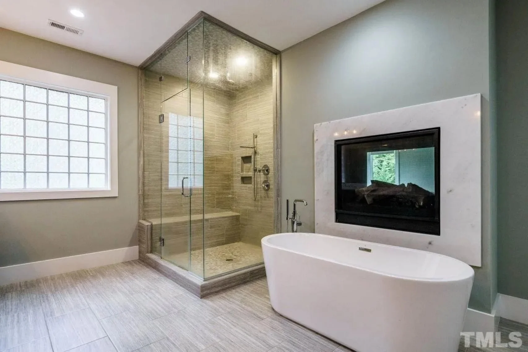 15-1110 HOUSE PLAN - Modern Contemporary Home Plan – 4-Bed, 5-Bath, 4,693 SF 24 Luxury Modern house Plan with Spacious Floor Plan & CAD Designs