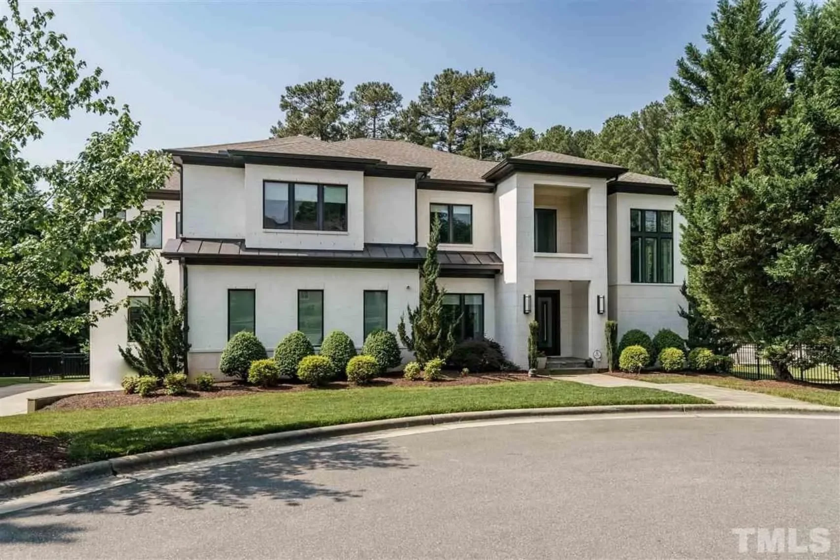 15-1110 HOUSE PLAN - Modern Contemporary Home Plan – 4-Bed, 5-Bath, 4,693 SF 3 Luxury Modern house Plan with Spacious Floor Plan & CAD Designs