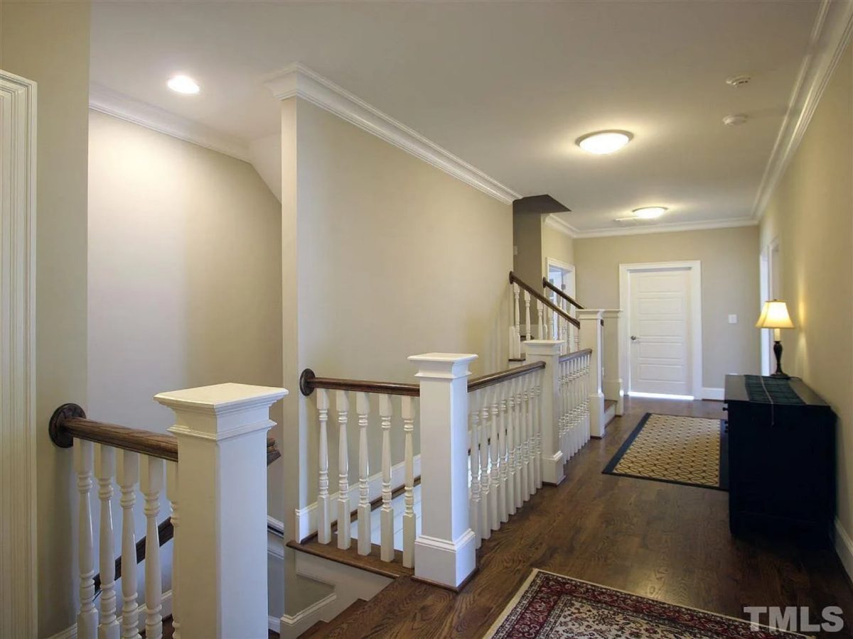 Beautiful 5-Bedroom house Plan with CAD Floor Plans & Designs