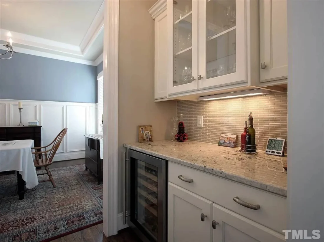 Beautiful 5-Bedroom house Plan with CAD Floor Plans & Designs